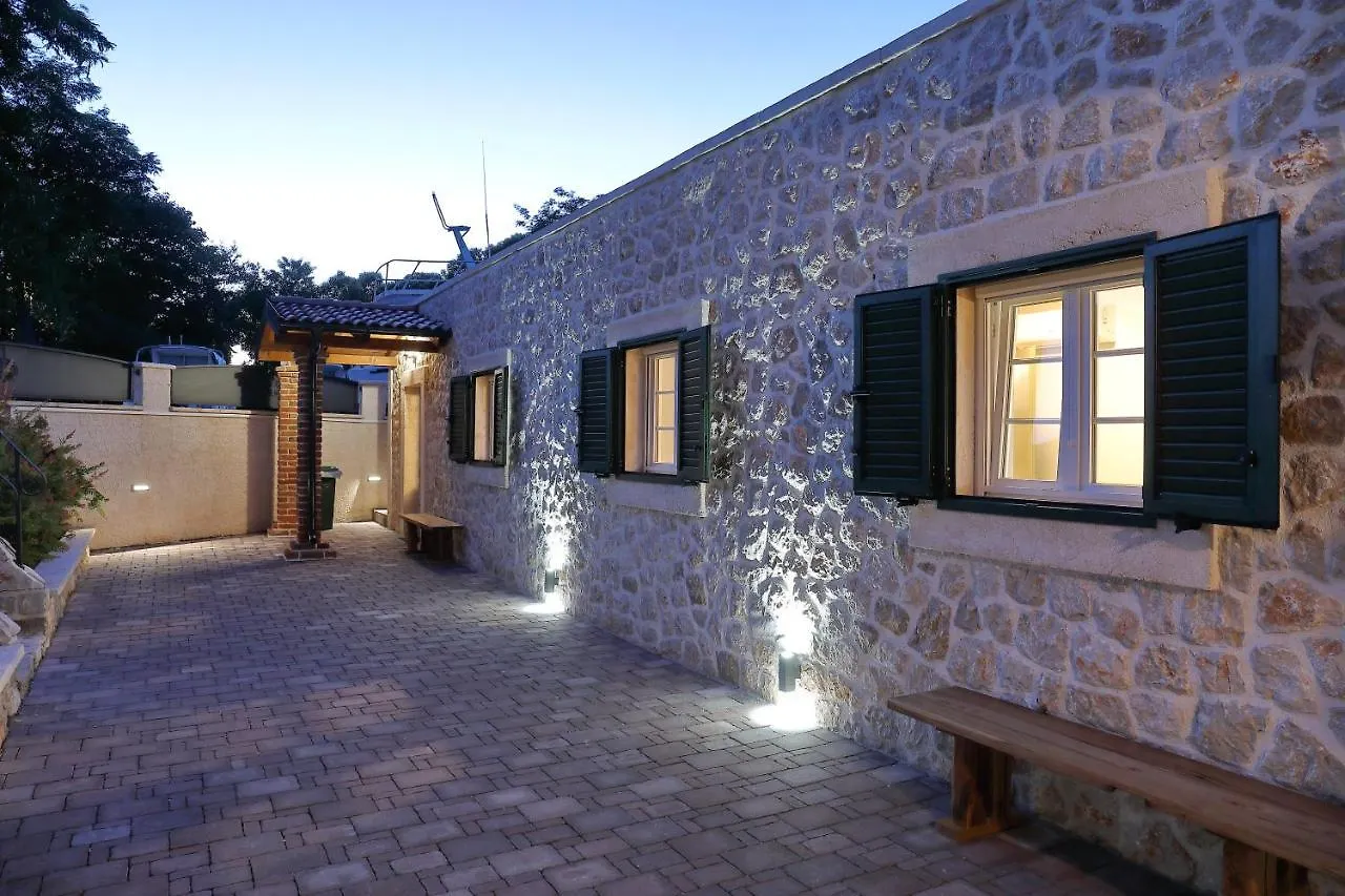 Stone Fantasy Villa Zadar