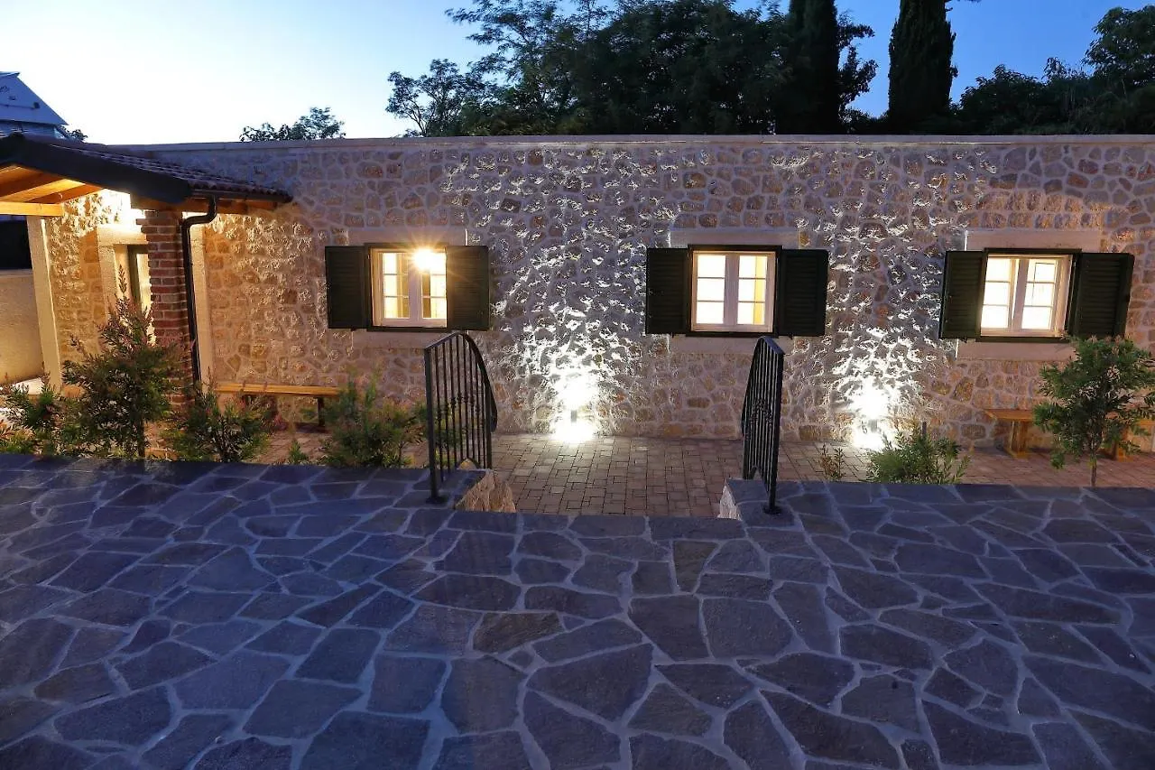 Villa Stone Fantasy Zadar Ferienhaus